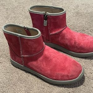 Pink Girls Boots 💕